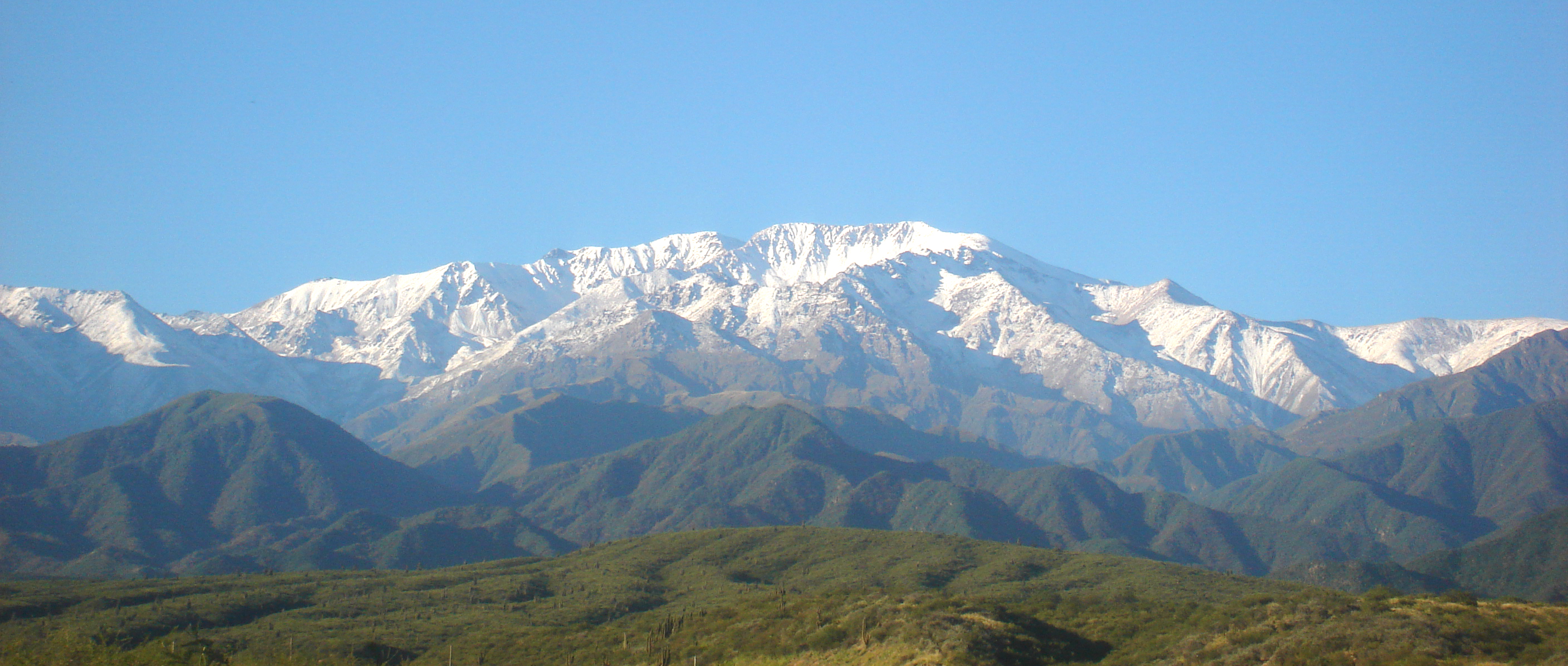 Archivo:Aconquija Cerro El Nevado.jpg - ECyT-ar